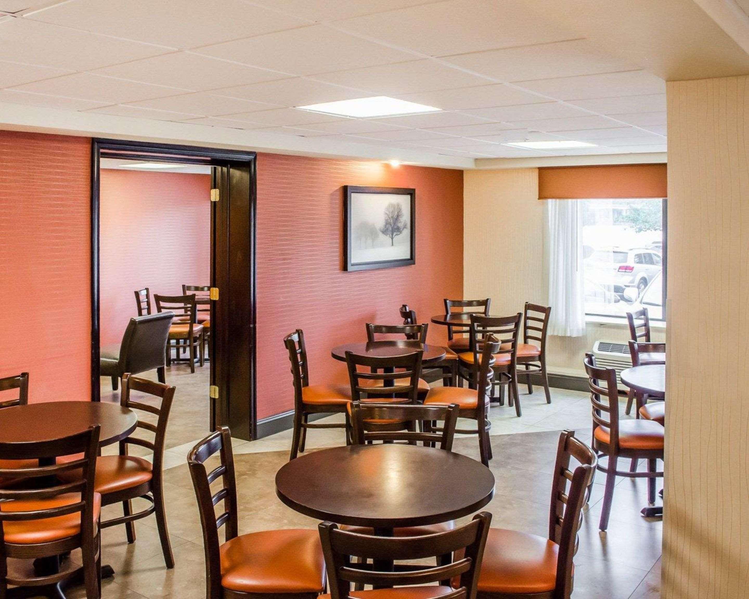 Quality Inn Harrisburg Downtown Riverfront Exterior photo