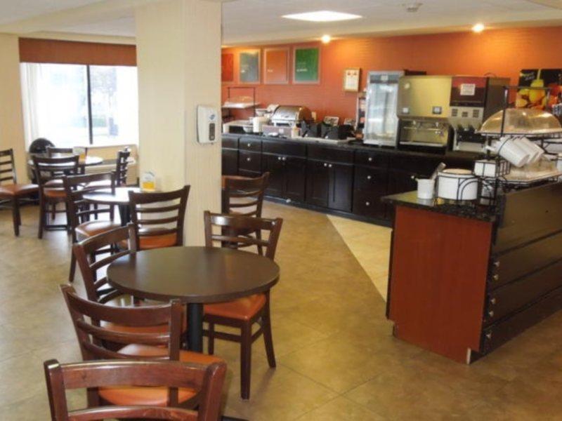 Quality Inn Harrisburg Downtown Riverfront Exterior photo