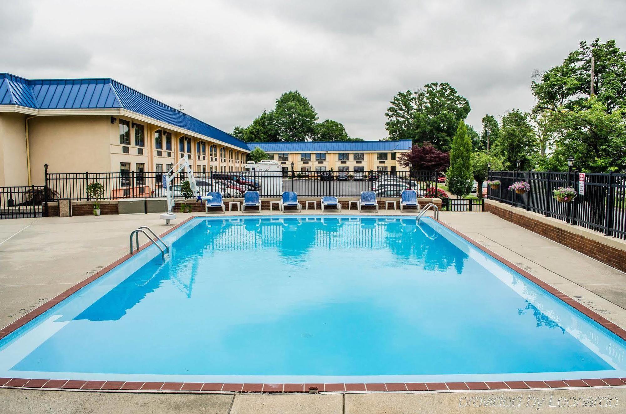 Quality Inn Harrisburg Downtown Riverfront Exterior photo